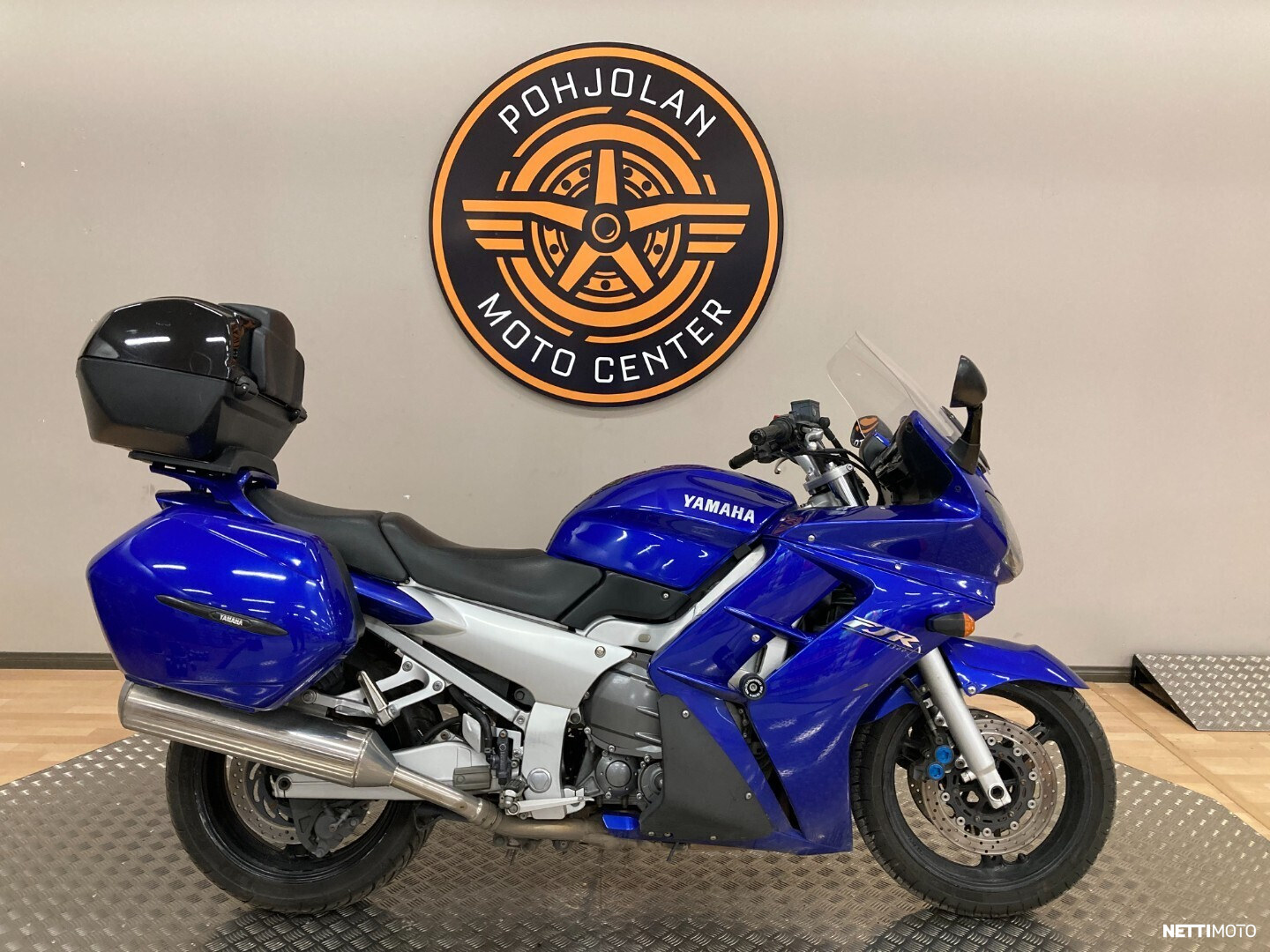 Moottoripyörä - Yamaha FJR