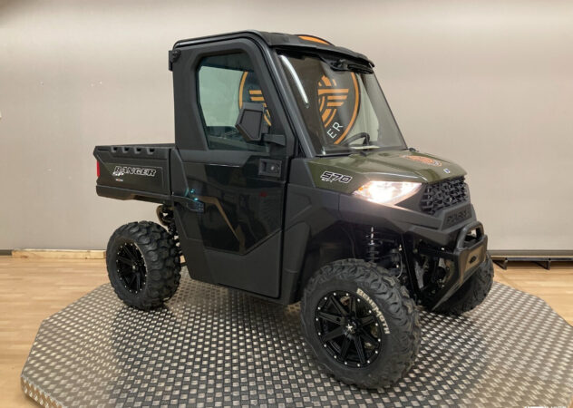 Mönkijä - Polaris Ranger
