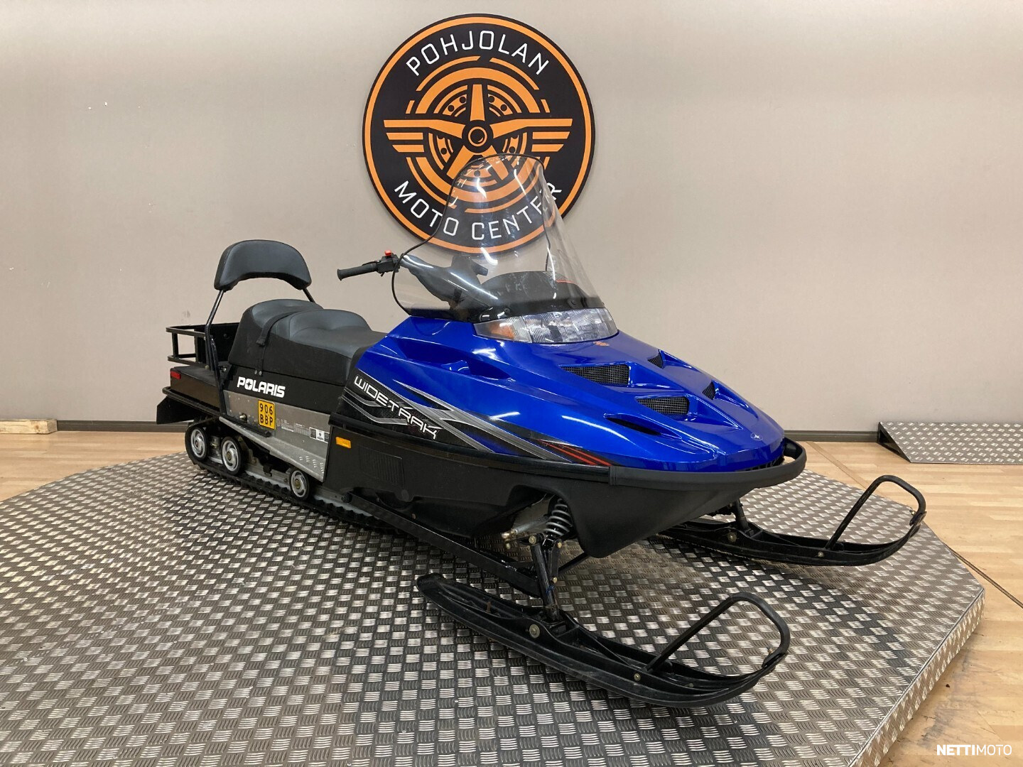 Moottorikelkka - Polaris WideTrak LX