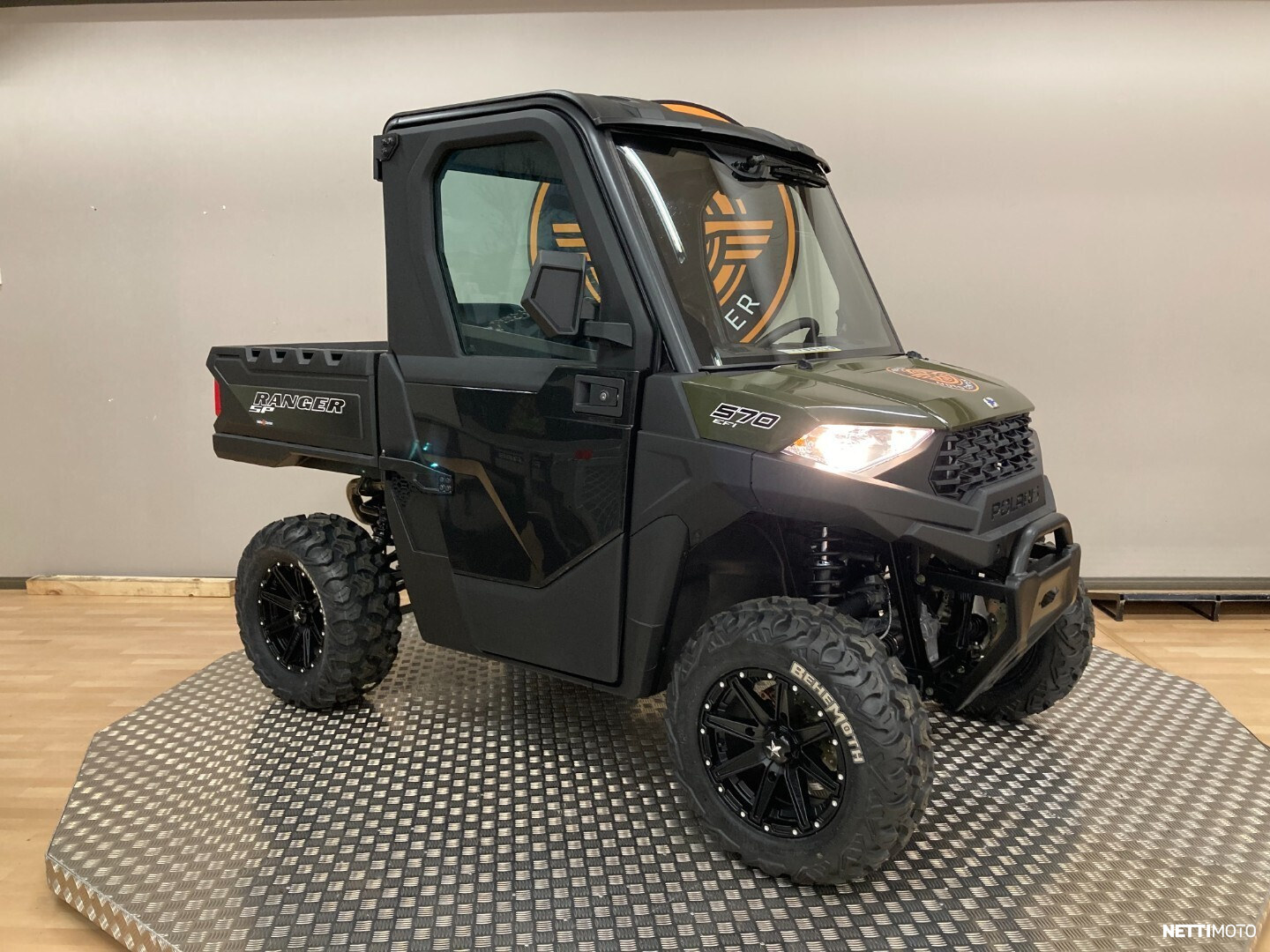 Mönkijä - Polaris Ranger