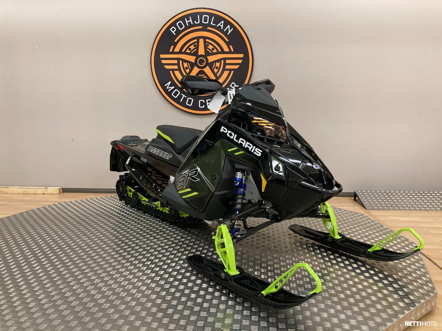 Moottorikelkka - Polaris SwitchBack
