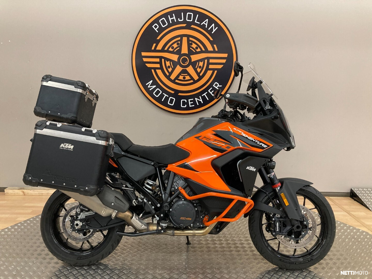 Moottoripyörä - KTM 1290 Super Adventure S